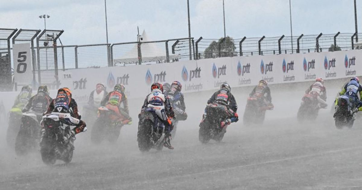 Catch the Action: Moto2 Intermediate Race at Buriram's Thailand GP